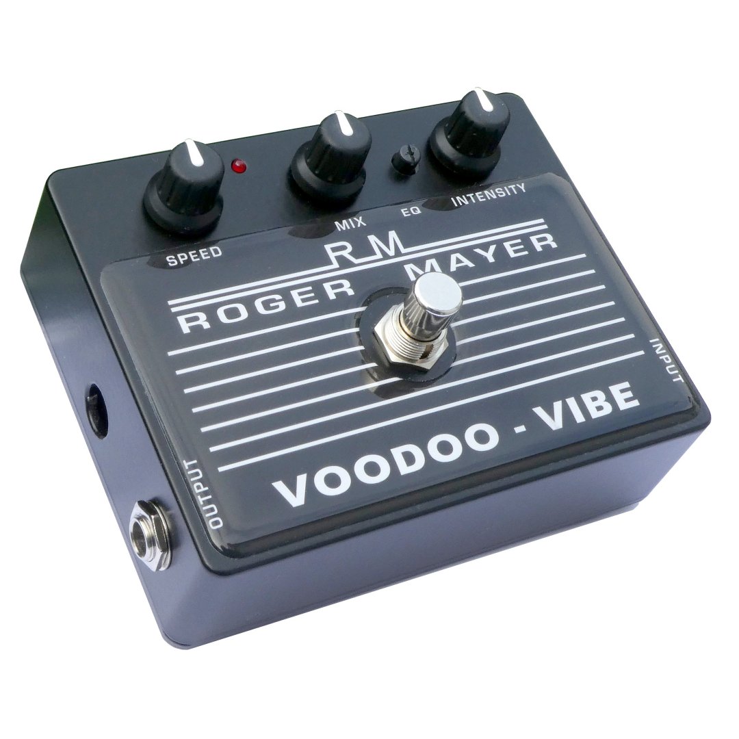 Voodoo Vibe Roger Mayer: how cool are these pedals? Big tone!