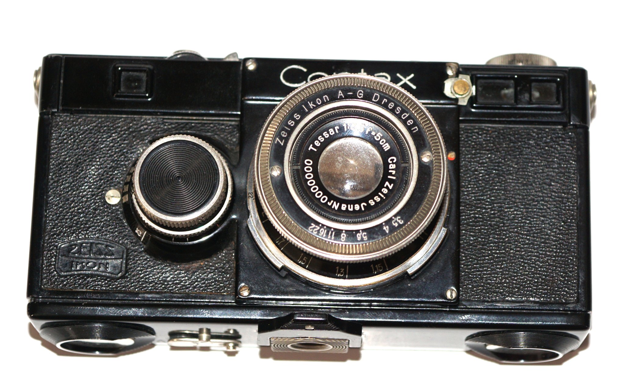 Meine Contax D mit dem Tessar 2.8/50mm. LLA مامی ZEISS IKON VEB