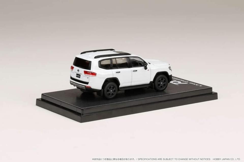 Pre-order LC300 hobby models in Japan