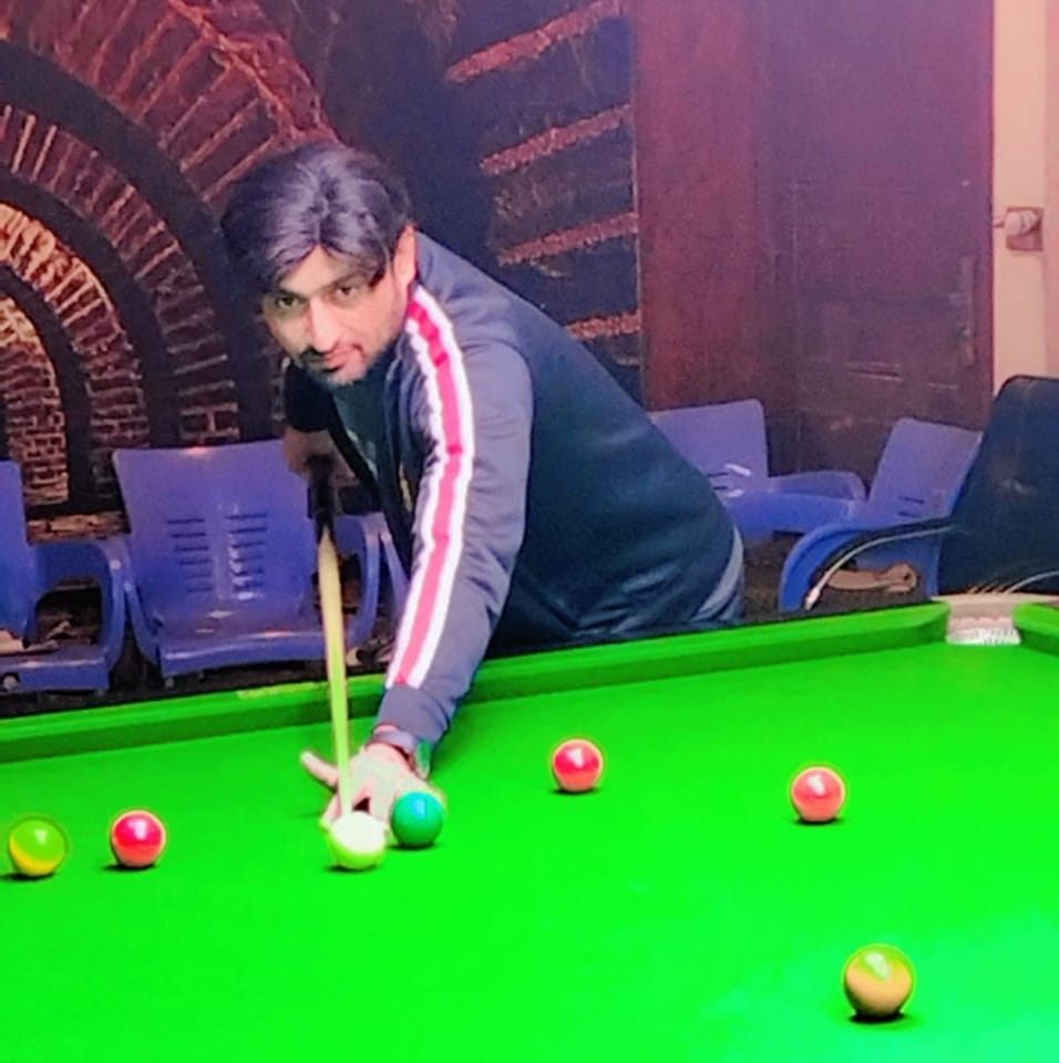 Qamar Khan