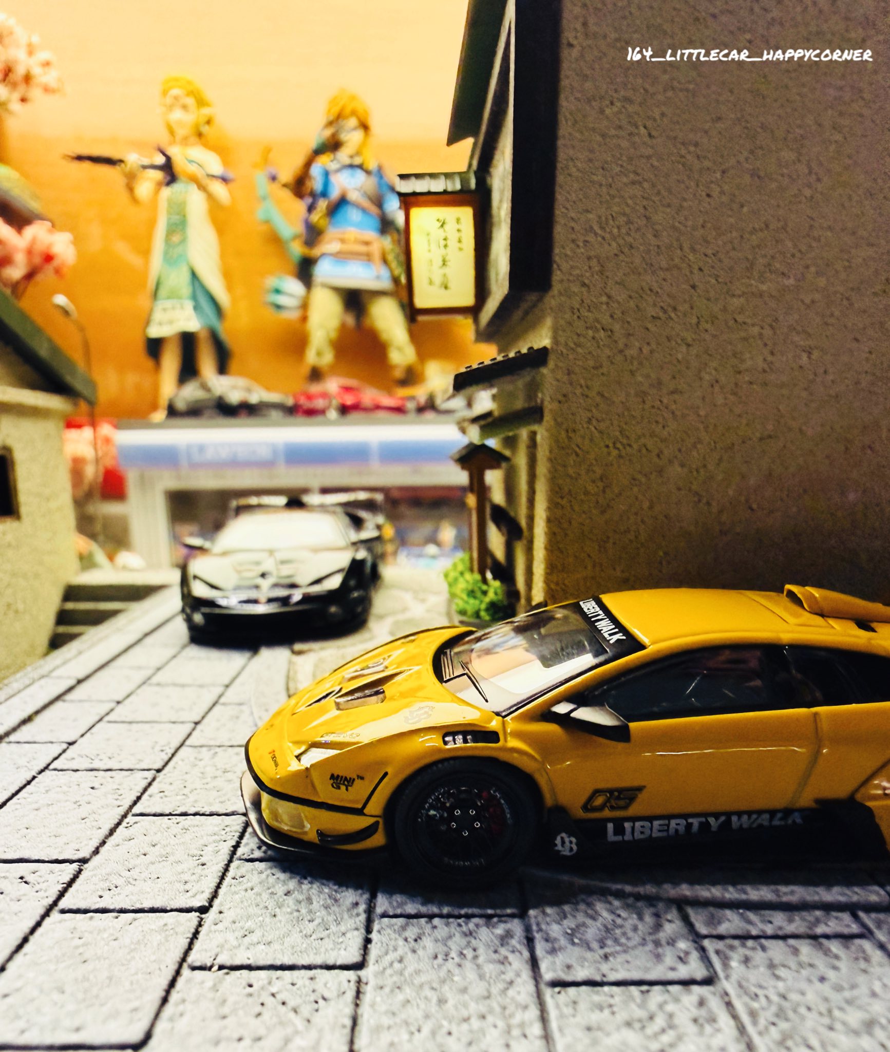 MiniGt Lamborghini LB-WORKS Murcielago GT EVO (yellow)😛