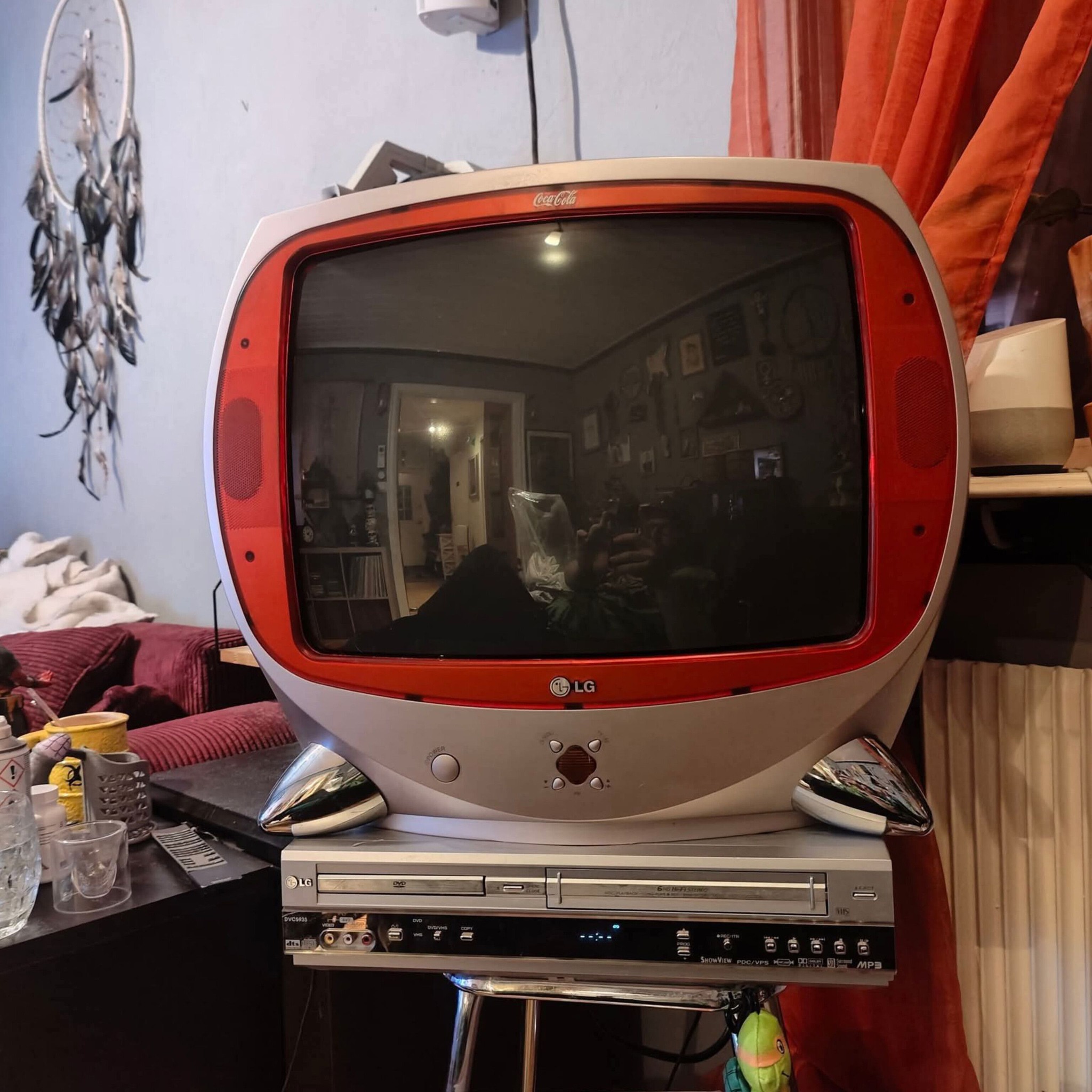 Rupesh - LG Netee CRT television set, often referred to as the 