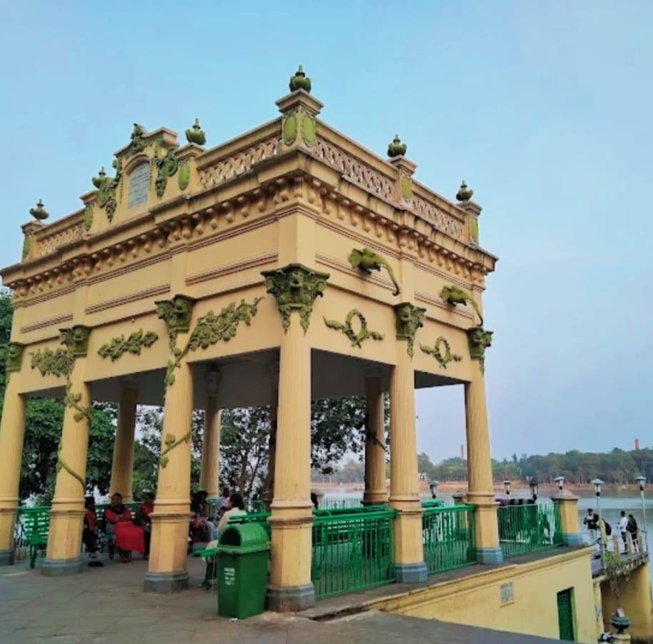 Chandannagar Strand Road on Reels | Facebook