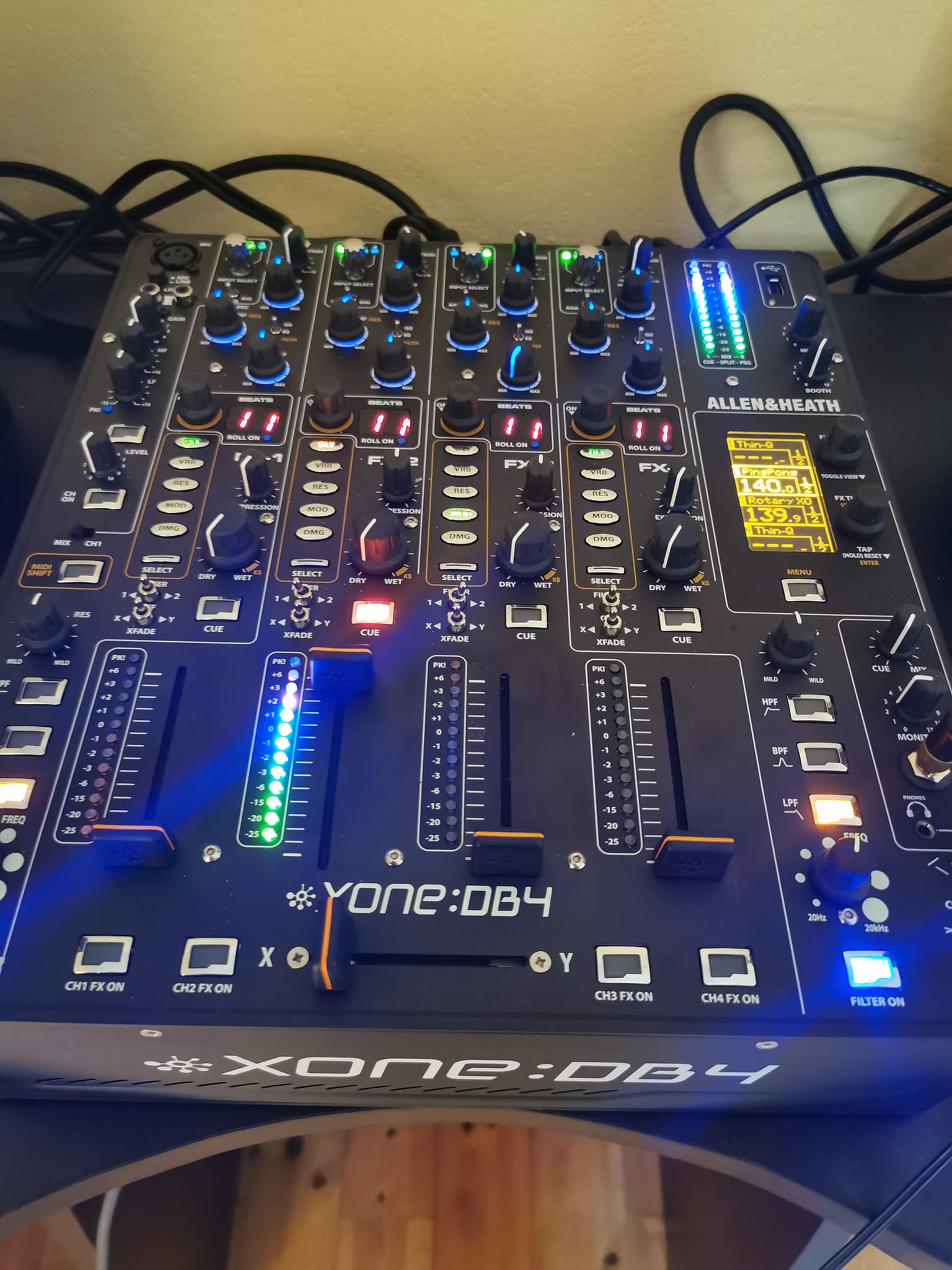 Allen & Heath Xone:DB4 mixer for sale
