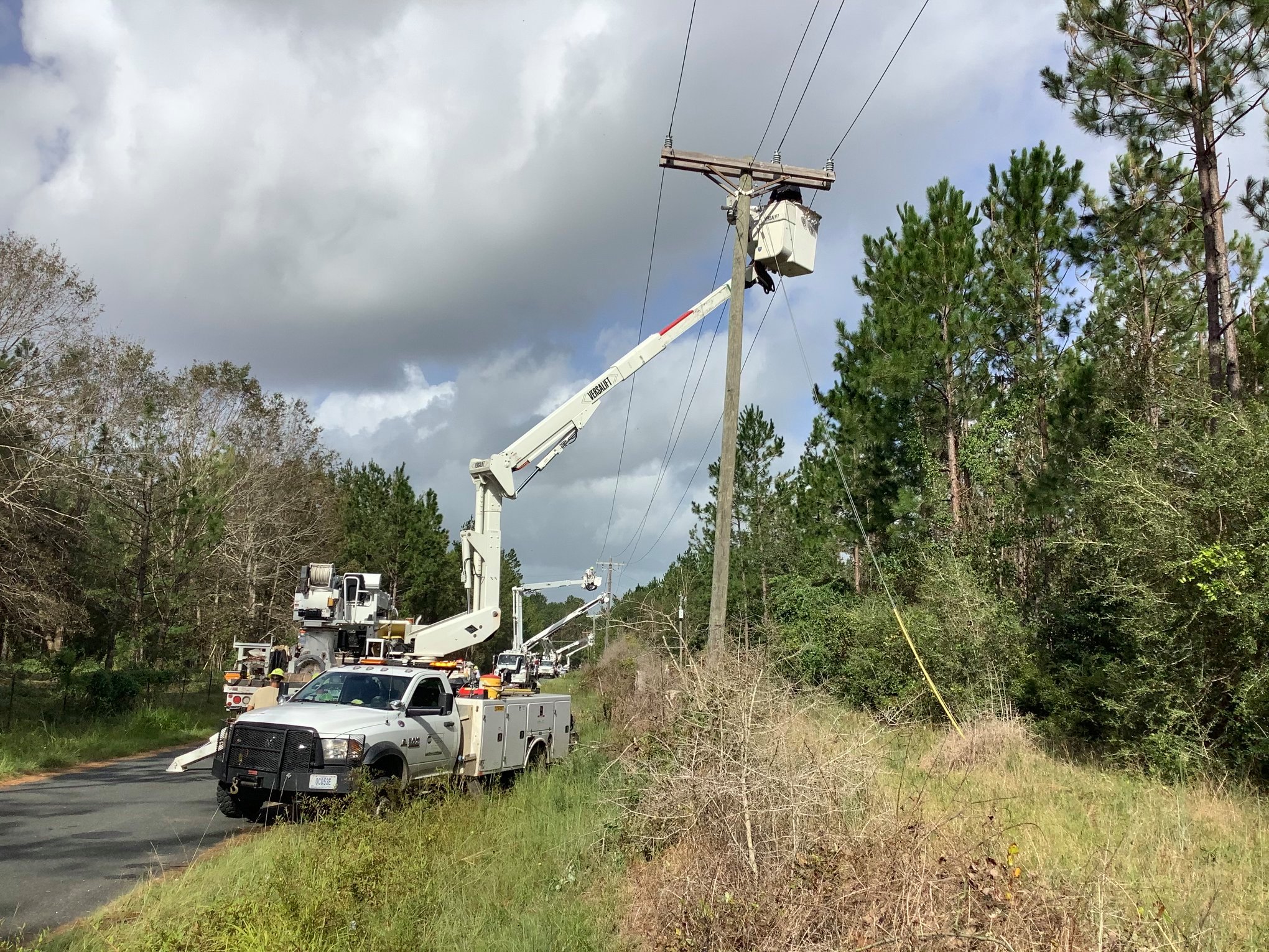 BECi Crews... - Beauregard Electric Cooperative, Inc. (BECi) | Facebook