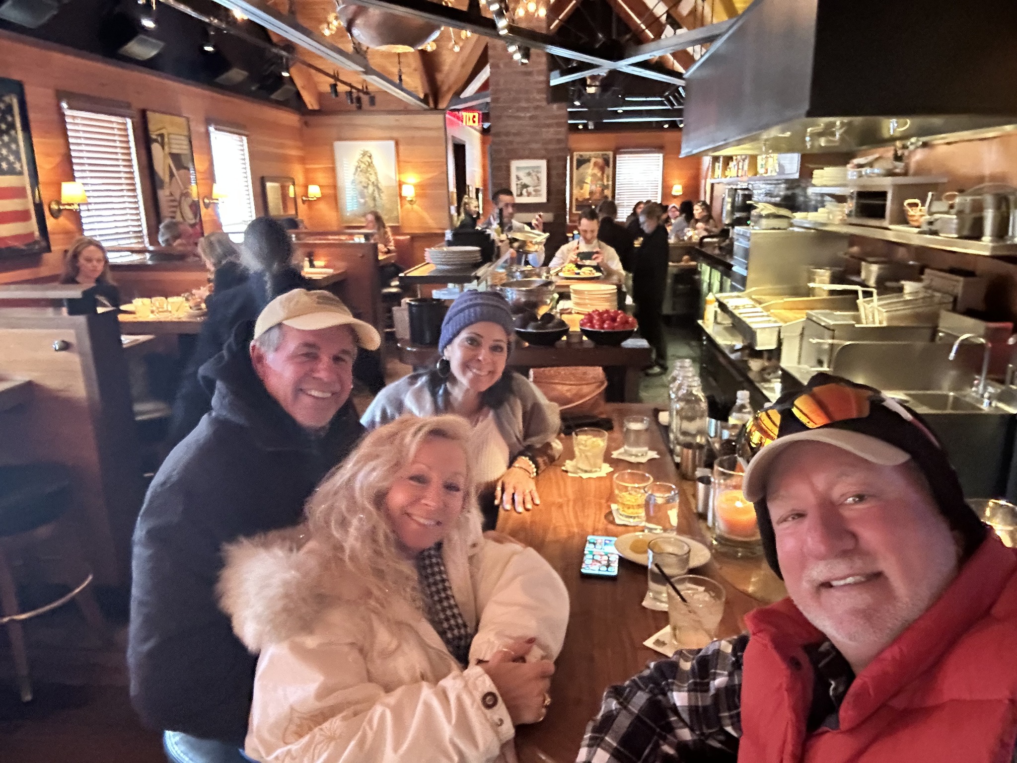 Has anyone tried Aspen Grill? Superb food and service? What's the dress code ?