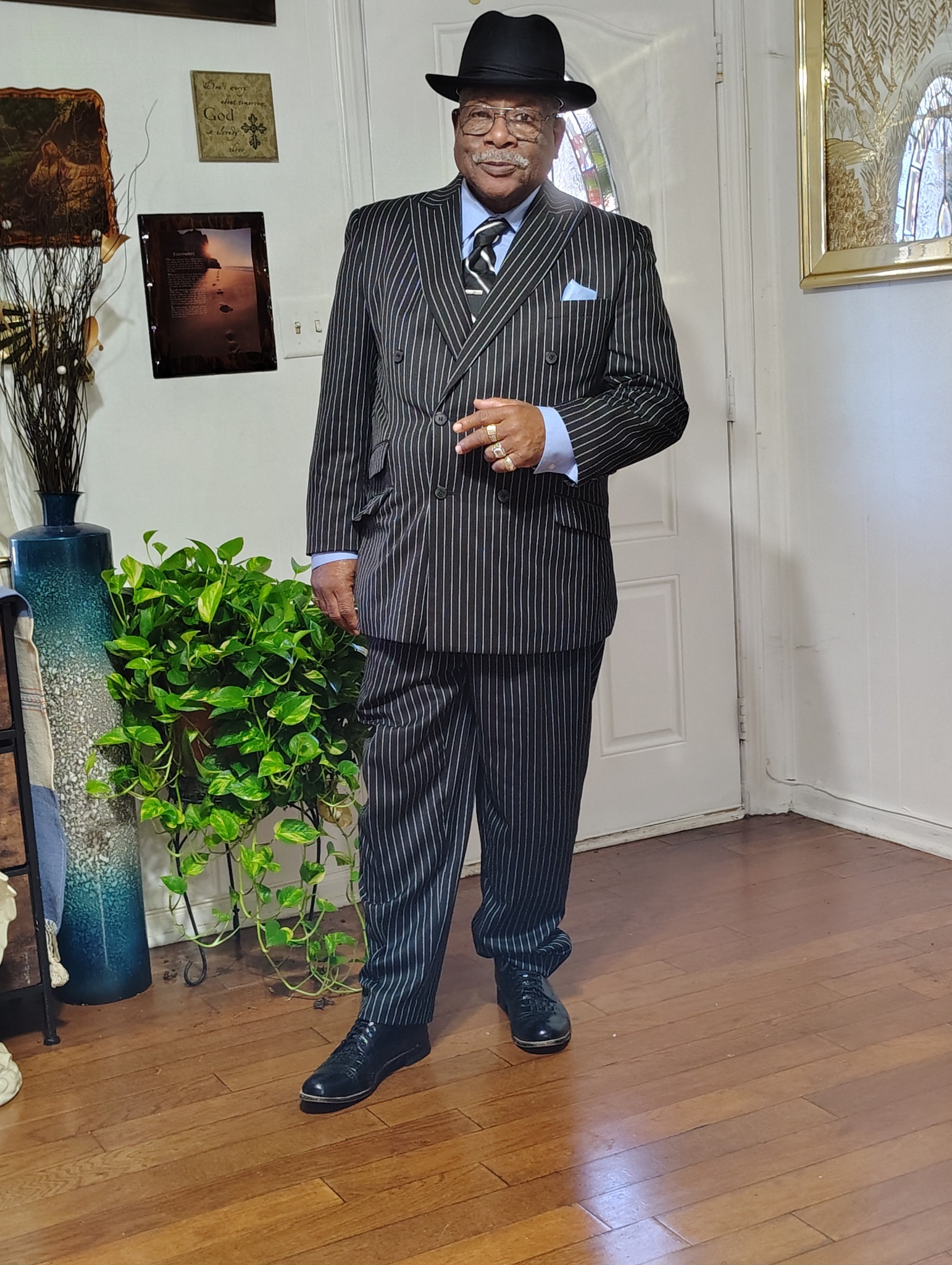 What is the origin of the term dressed to the nines?