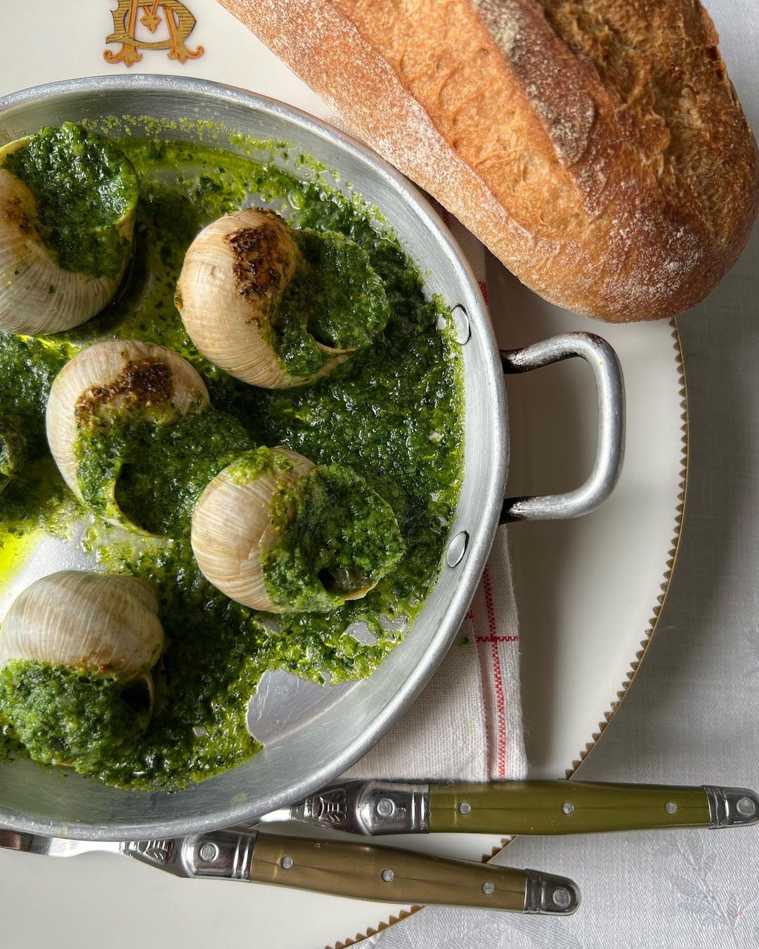 TasteAtlas - Escargot 📍 France 🇫🇷 ⭐ 3.8 Discover France: https://www ...