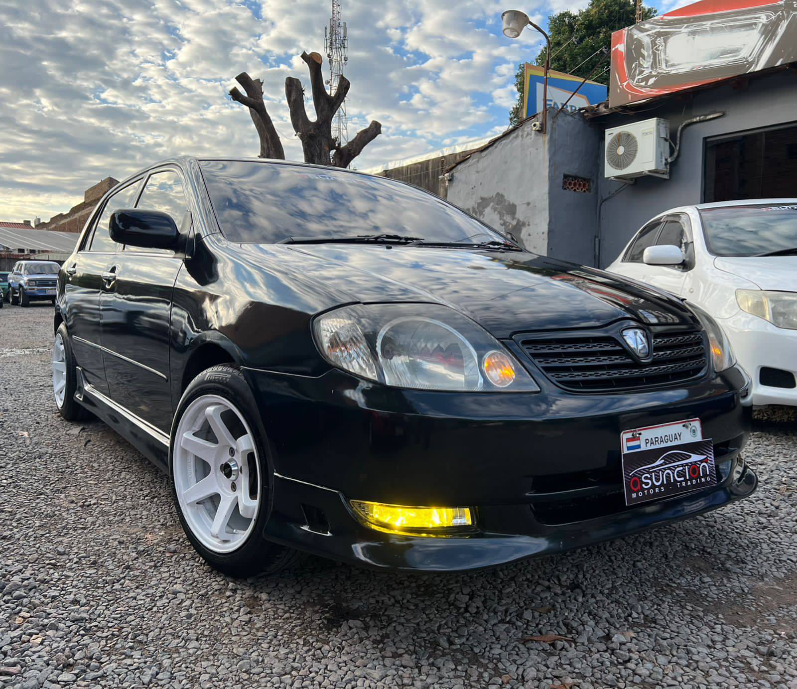 TOYOTA RUNX Z AEROTOURER AÑO 2001.