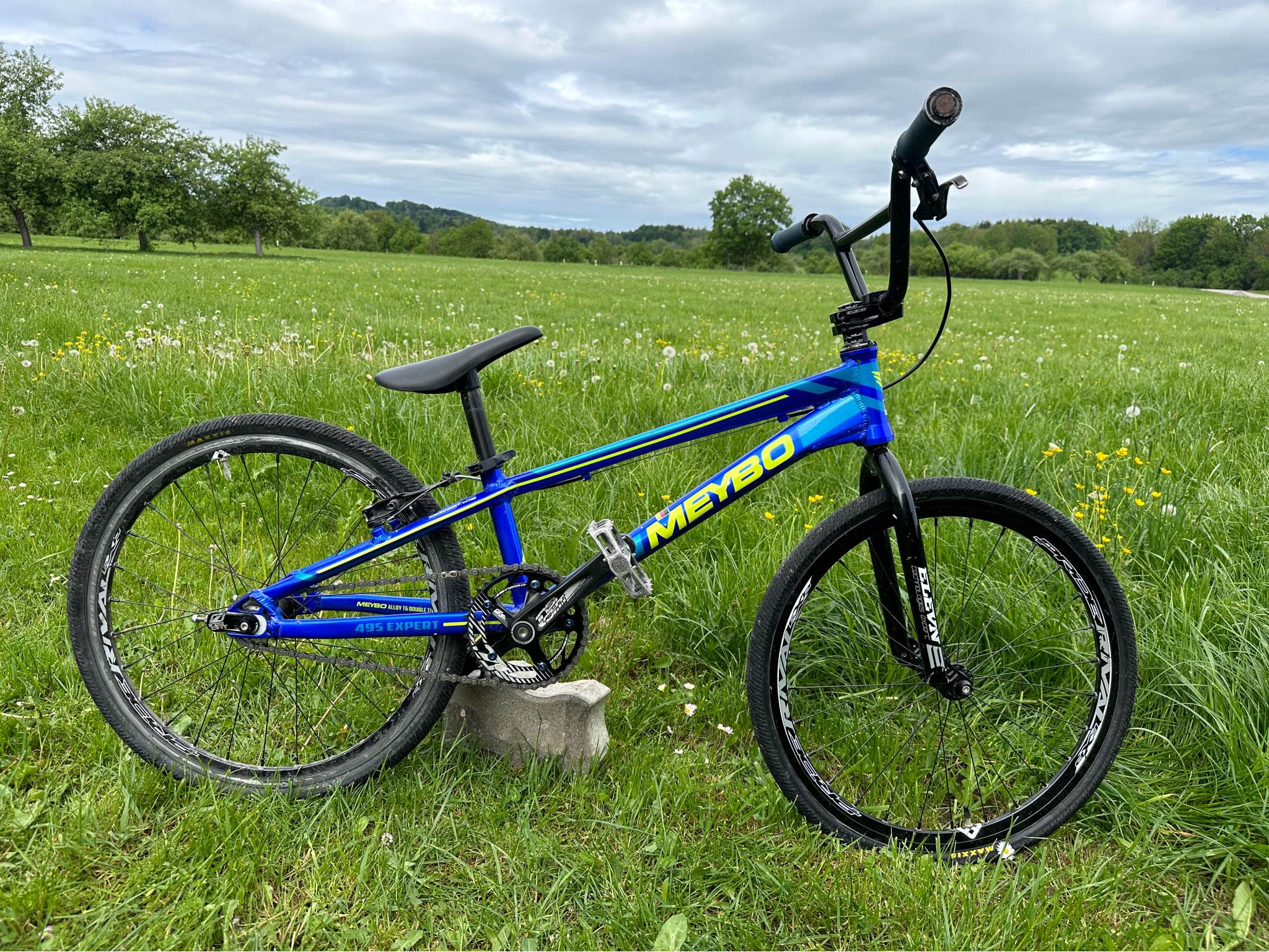 kinderfahrrad mit alurahmen Kokua LIKEtoBIKE 16s Automatix| 16 Zoll Automatik alpina-a9702 ttgo C5 27,5 Zoll Color:Black/Red Stacked/ Vivid Ember / Vivid Infrared 7171967