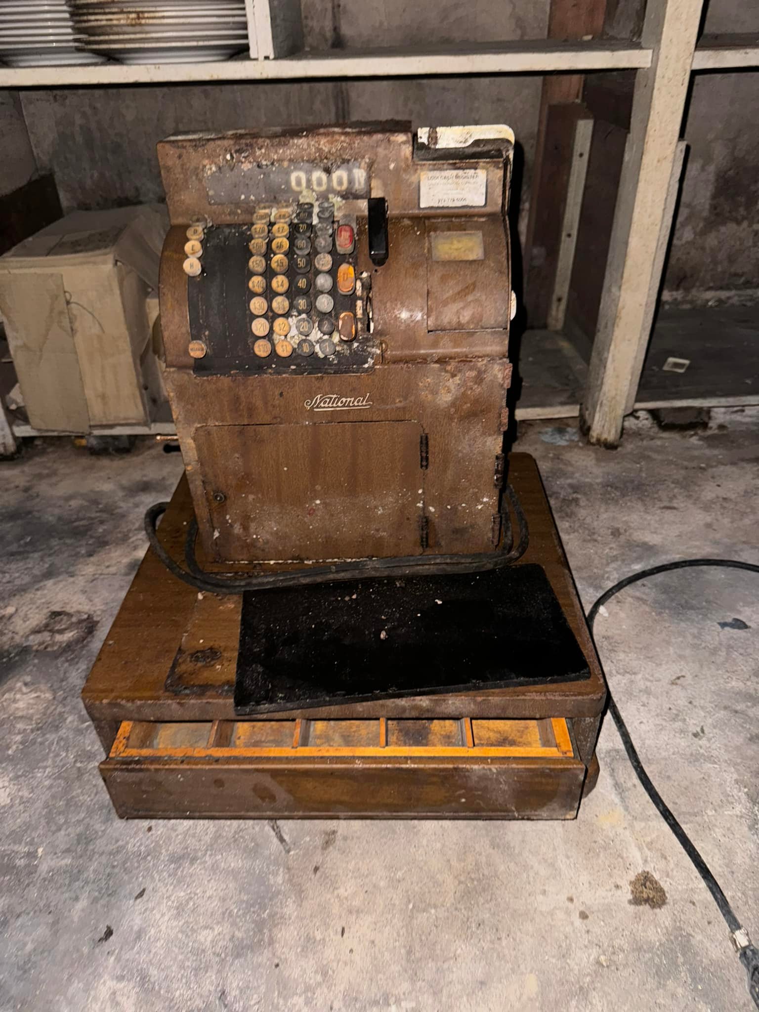 2319番 ジャンク品 NATIONAL AMOUNT PURCHASED What is a 1944 electric National Cash Register worth?