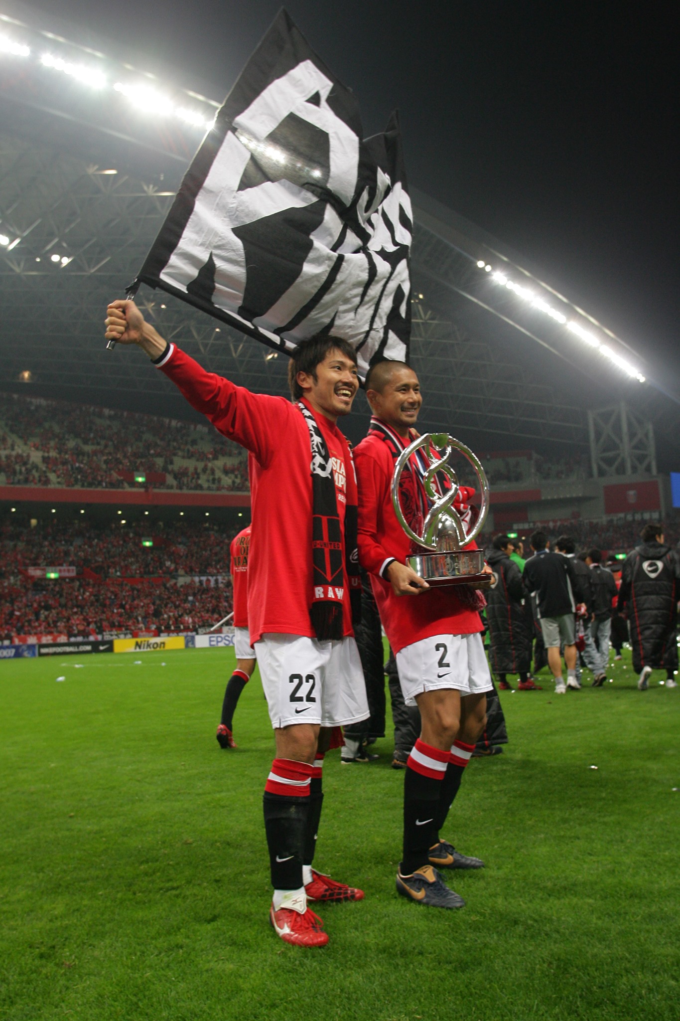 浦和レッドダイヤモンズ Urawa Red Diamonds lift their first #ACL