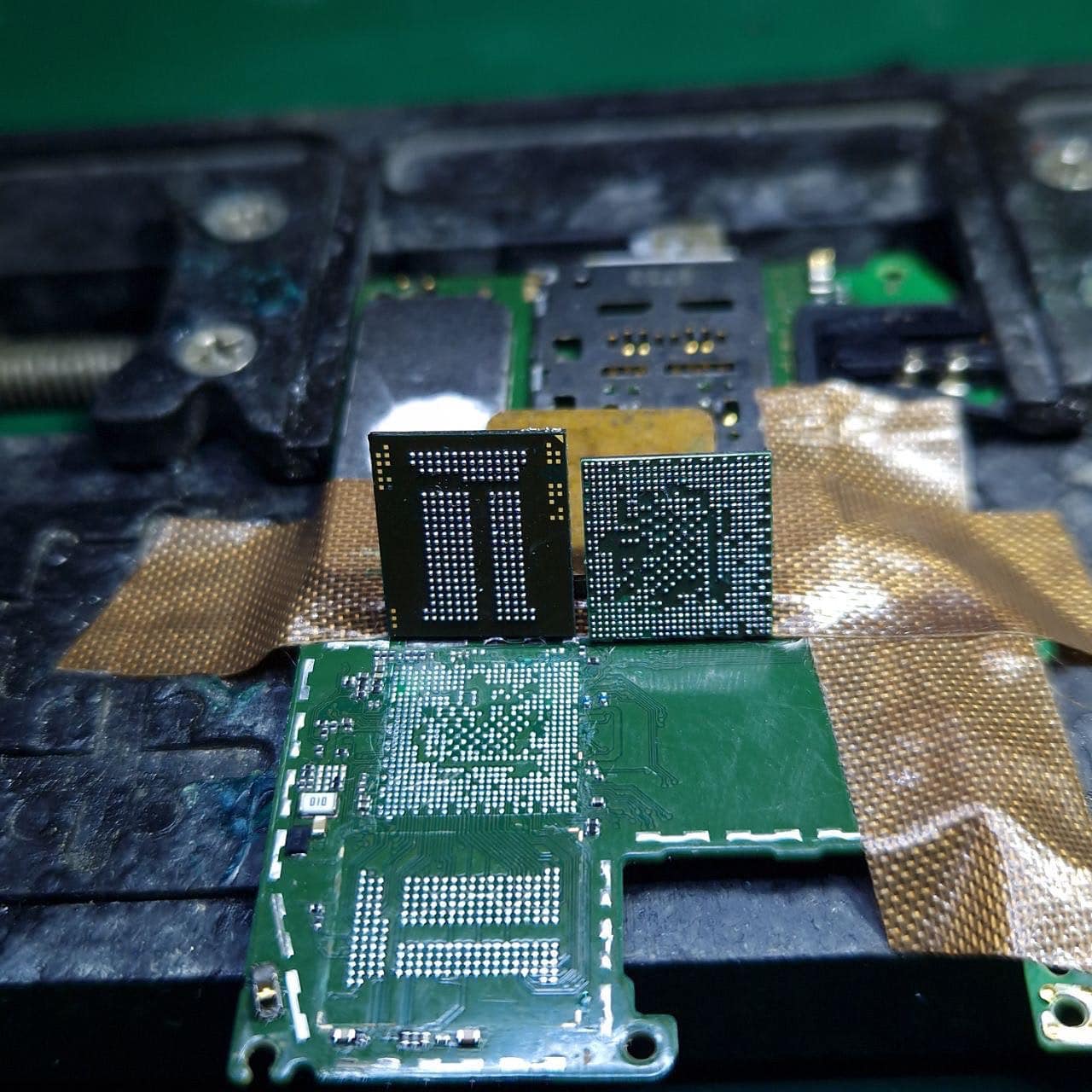 Teknik Navarra - 📲 Chip swap de CPU + NAND. Método... | Facebook