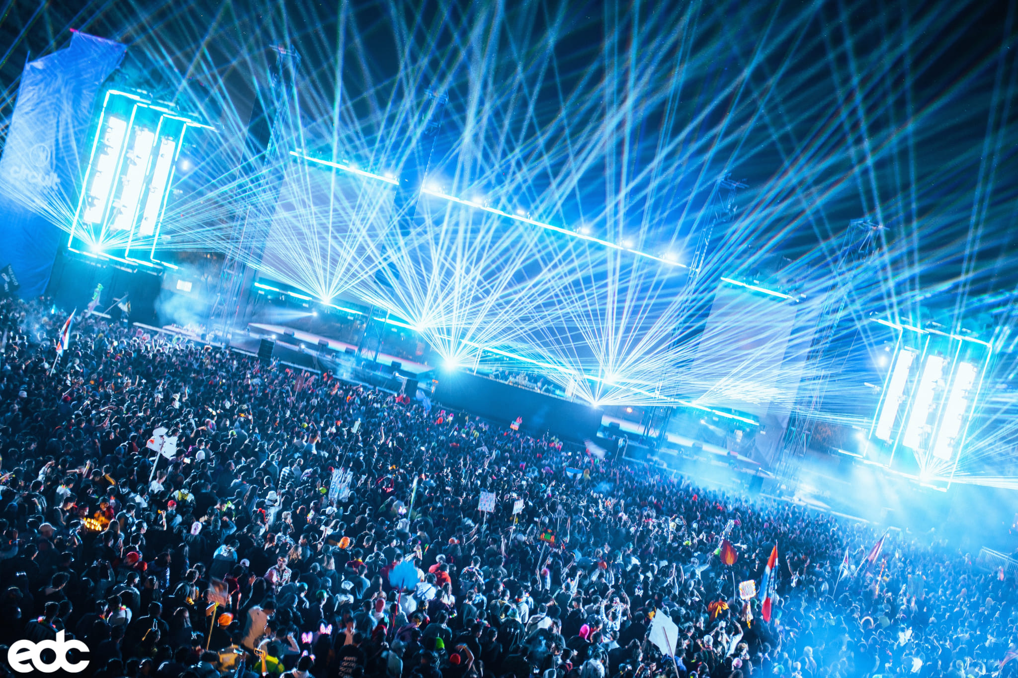 Electric Daisy Carnival - EDC Mexico - Ya hace falta una recarga en # ...