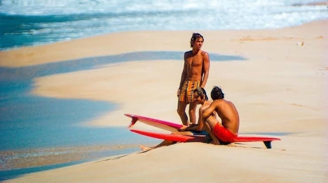Herbie Fletcher, Gerry Lopez, Barry Kanaiaupuni, Sunset Beach