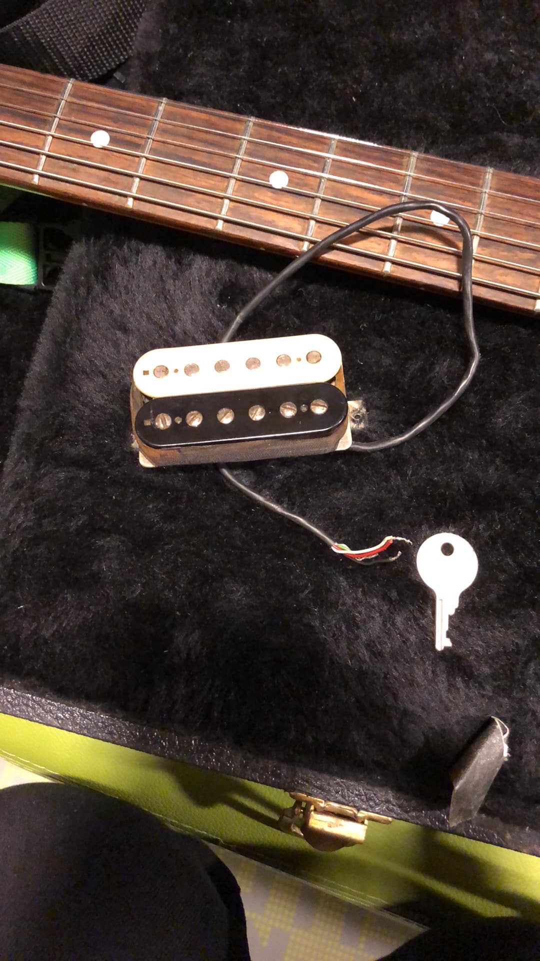 Identify 80's era guitar with Seymour Duncan pickups?