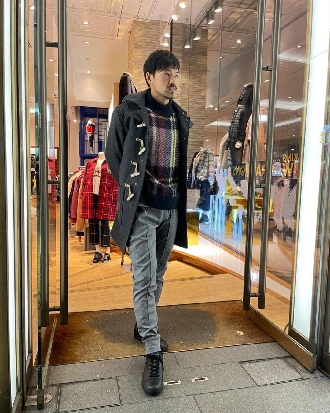 Tommy Hilfiger サッカー元日本代表の松井大輔 Facebook