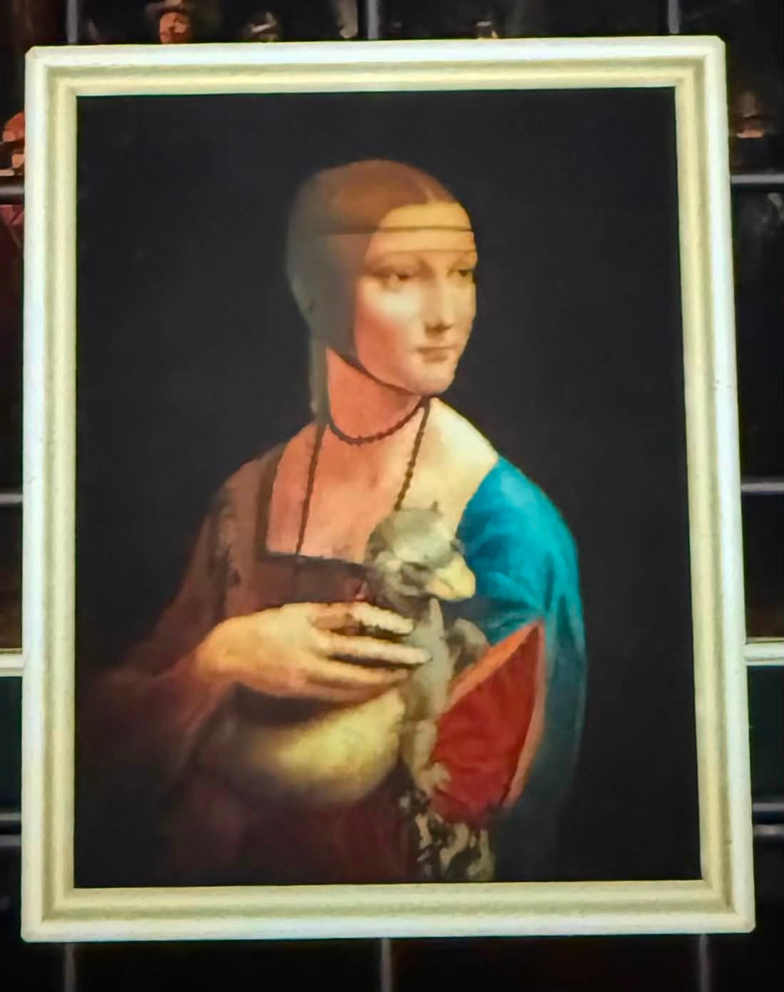 Redd selling real scary painting and fake serene painting in