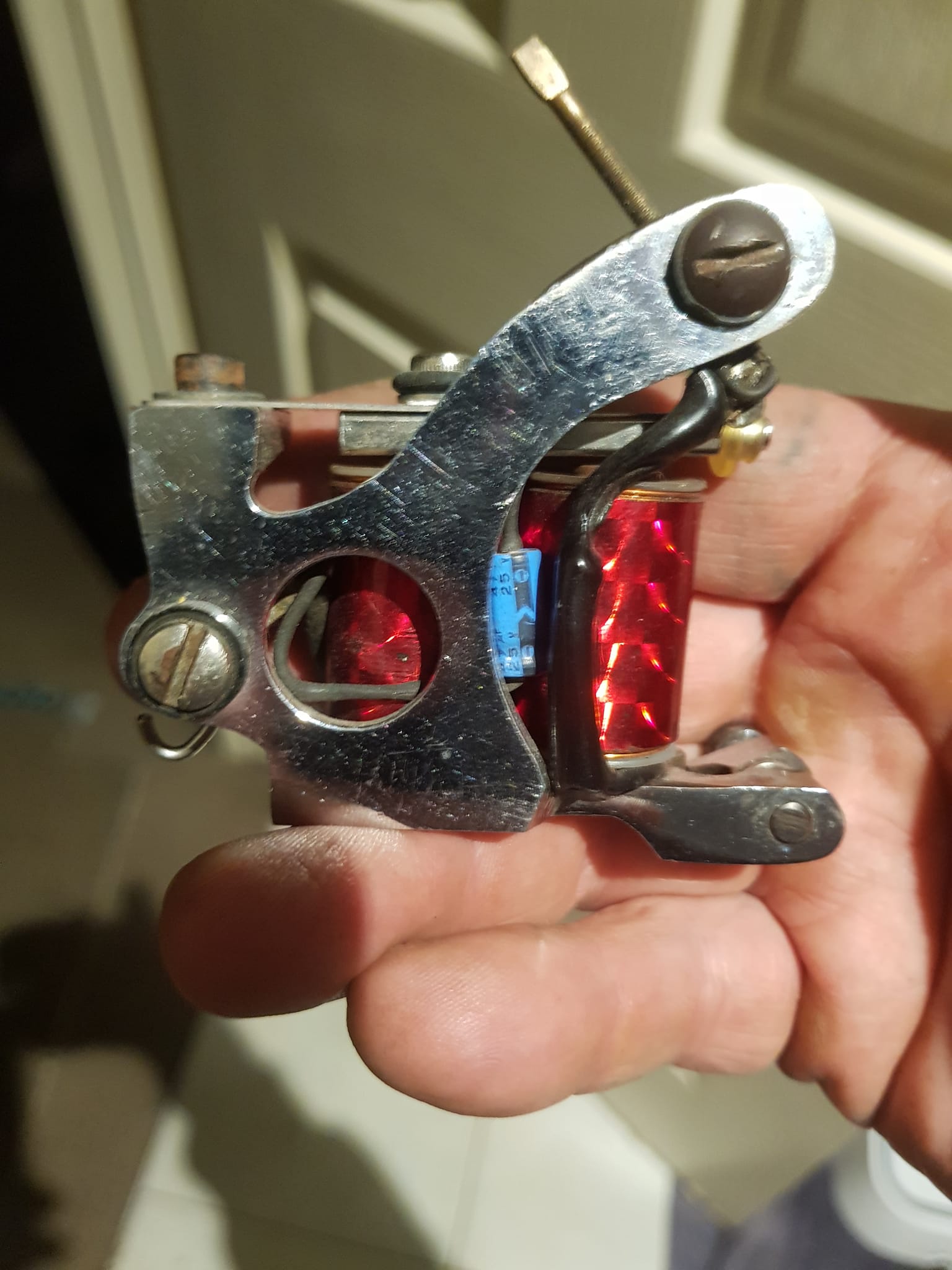 Spaulding and Rogers Tattoo Machine This machine featuring cut