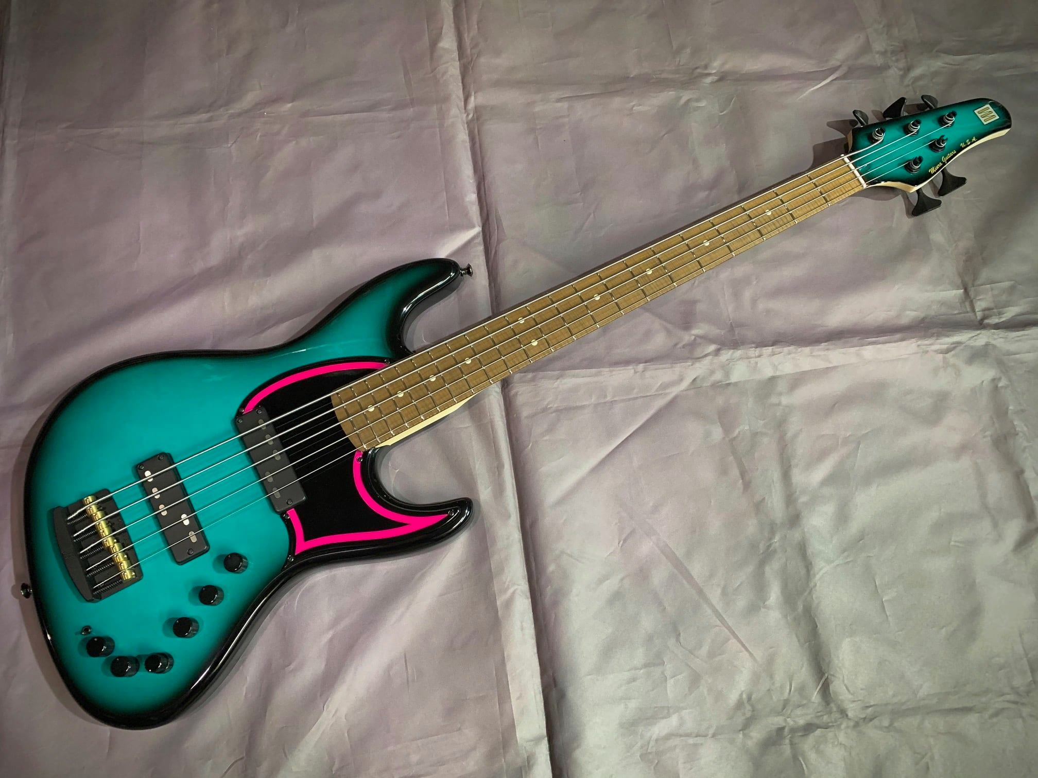 Miura - MB2/5st Miku burst. Ulyate pickups, Albridge, Miura K3