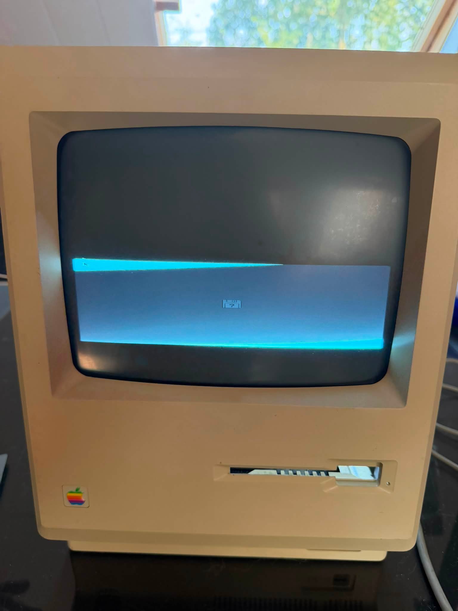 Macintosh Quadra 700🍎