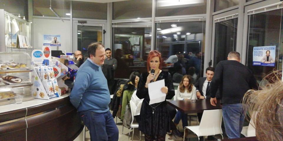 Scrivi Roberto Ruggieri