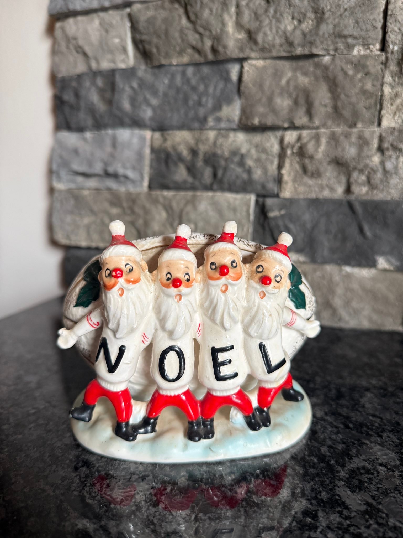 SOLD!!! 🎅🏻🏈 Rare 1960 Sampson Noel football planter with 4