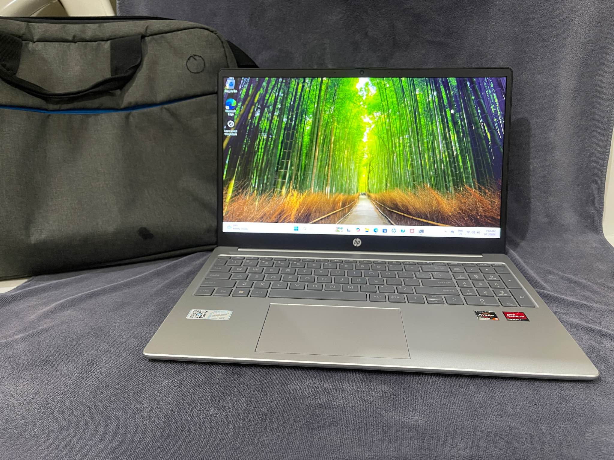 HP LAPTOP 15-fc0xxx Quick Specifications Processor: ▪️AMD Ryzen 