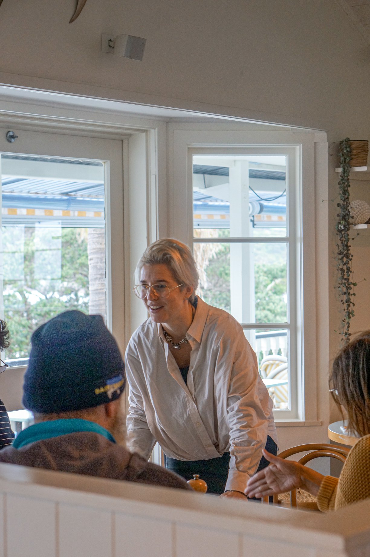 The Oyster Inn - ⁣HAPPY BIRTHDAY to our innkeeper, Helen... | Facebook