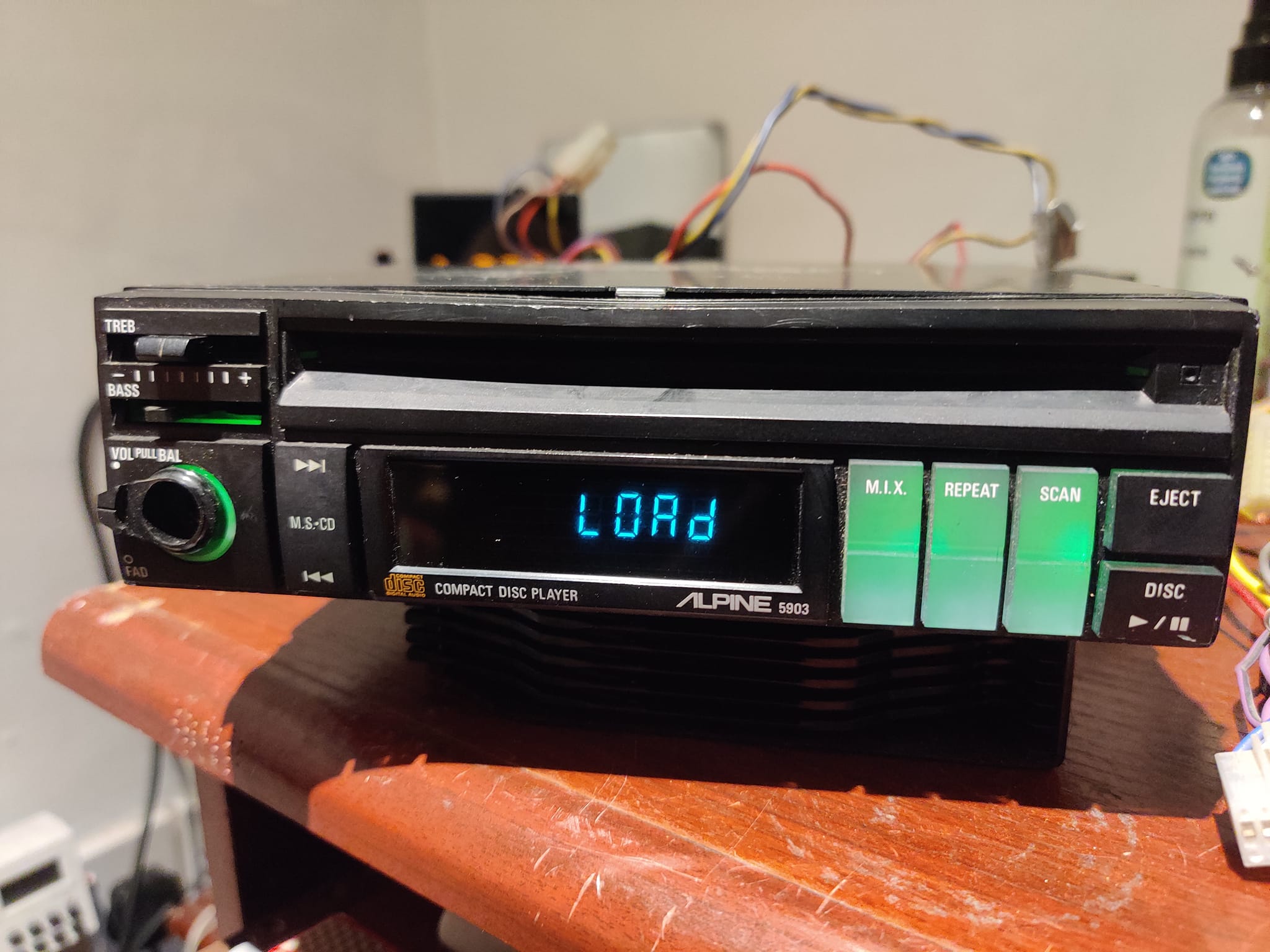 ALPINE 5903 CD PLAYER AND AN ALPINE 7293JS SELLING BOTH AS SET AS