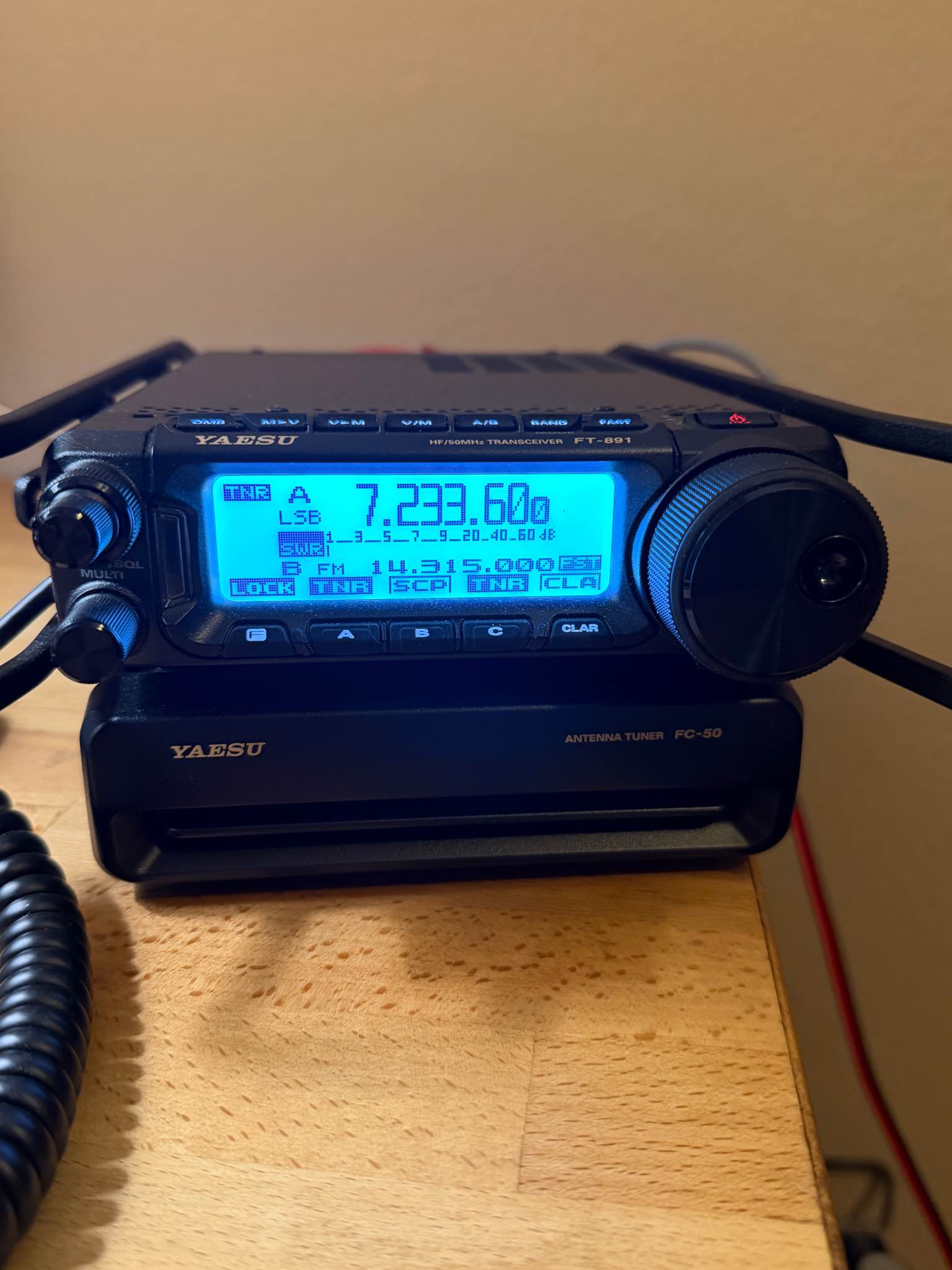 For sale Yaesu FT891 with Yaesu FC50 Tuner. All boxes and manuals