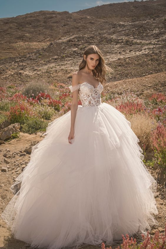 Pnina Tornai 2025 Aura #bridalcouture collection https://www