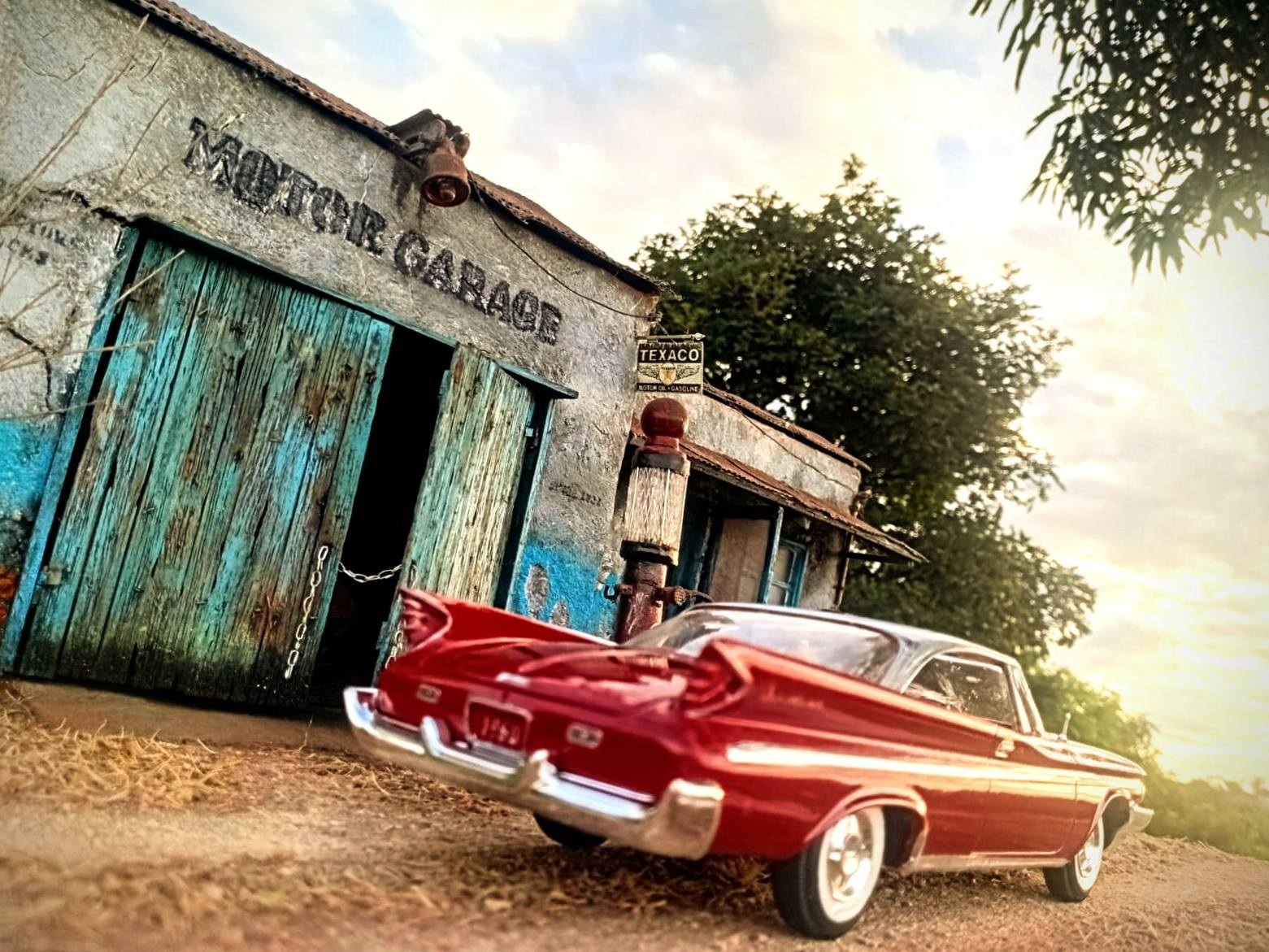 Finished the 1960 DeSoto Adventurer. GARAGE TEXACO (연국사 F