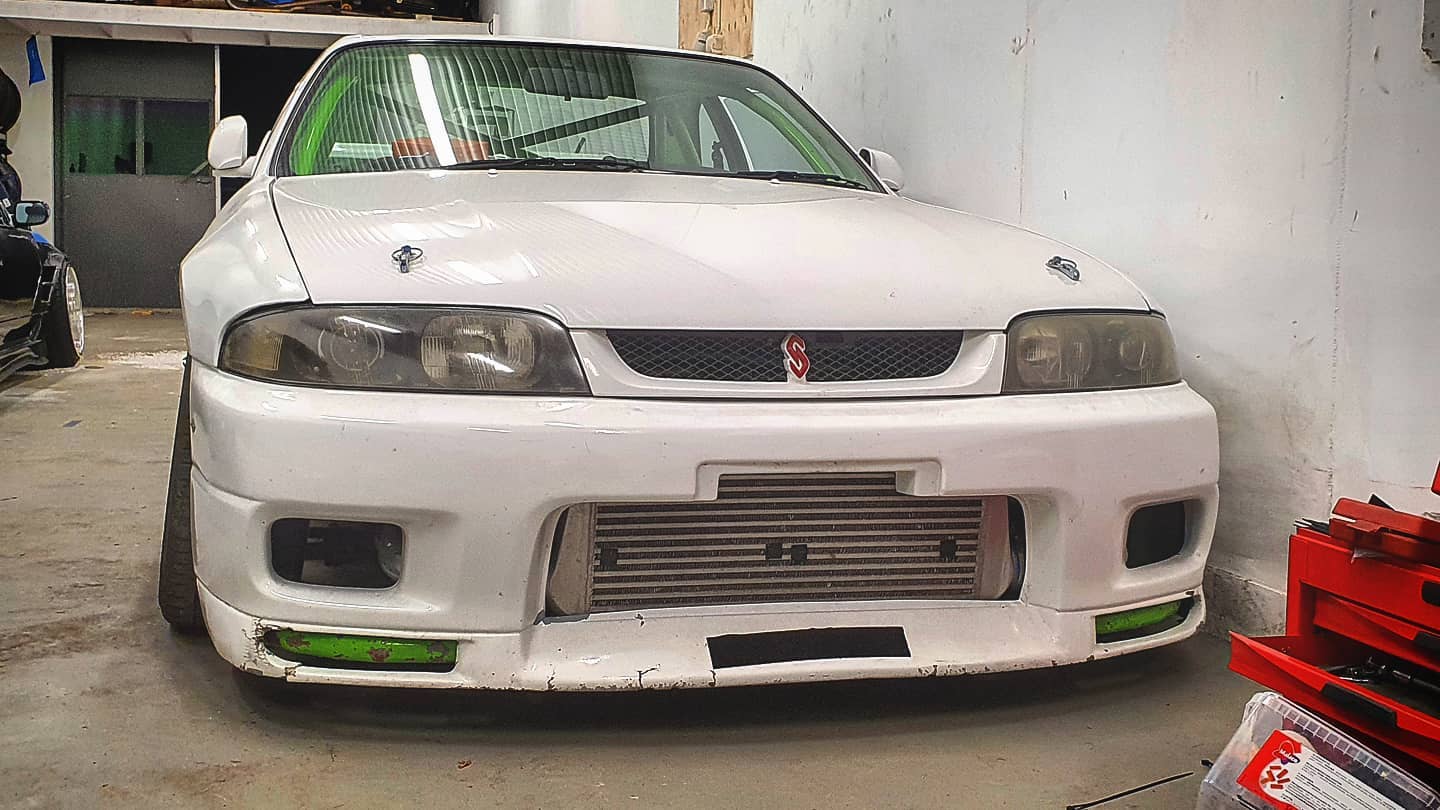 White R33 - ⭐READ THIS!!!⭐ I bought a gtr 400r front... | Facebook