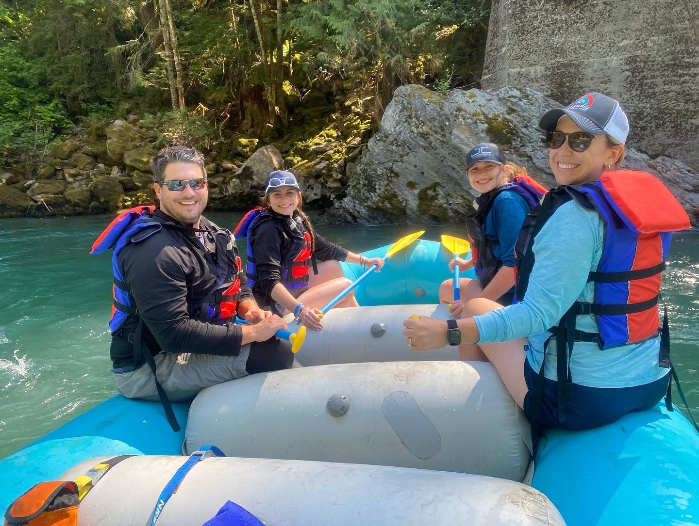 Cascadia Rafting | Marblemount WA