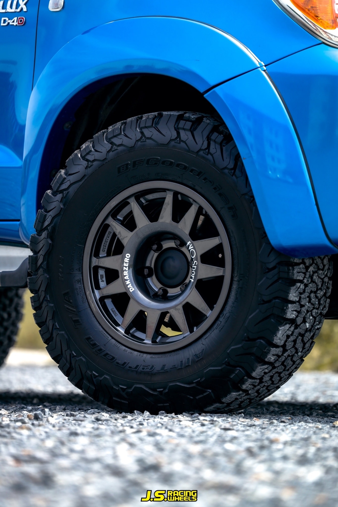Toyota Vigo 4x4 💙 ล้อ Evo Cross 16