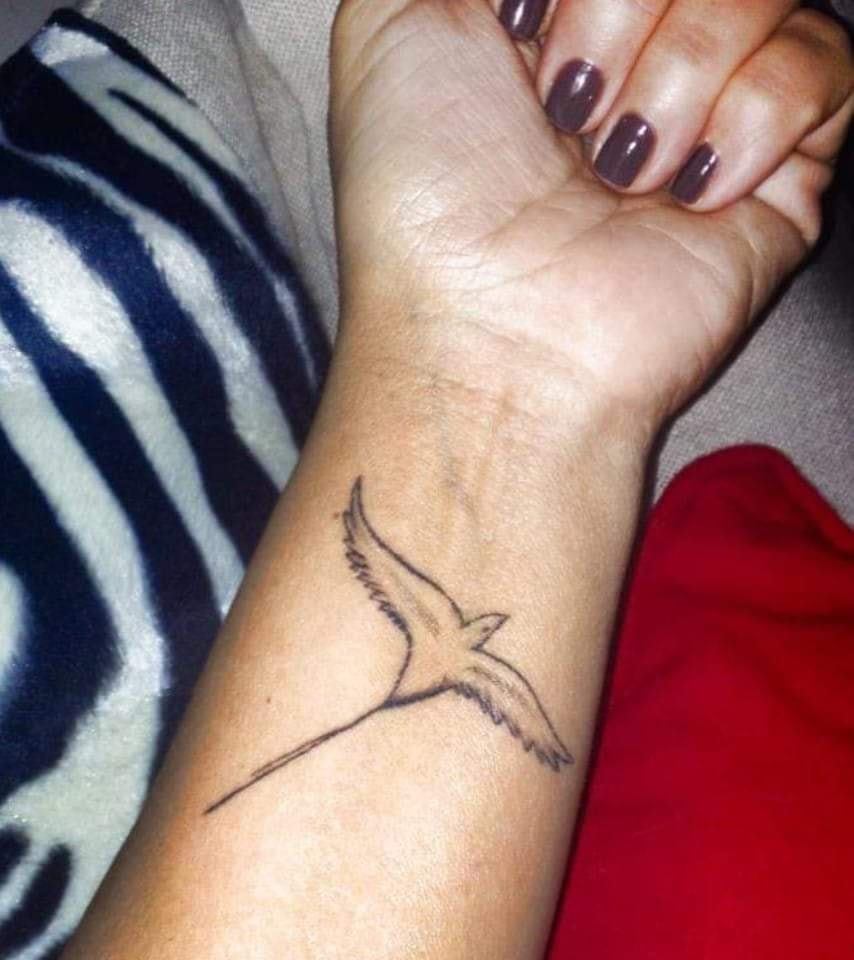 Tatouage Paille En Queue Femme