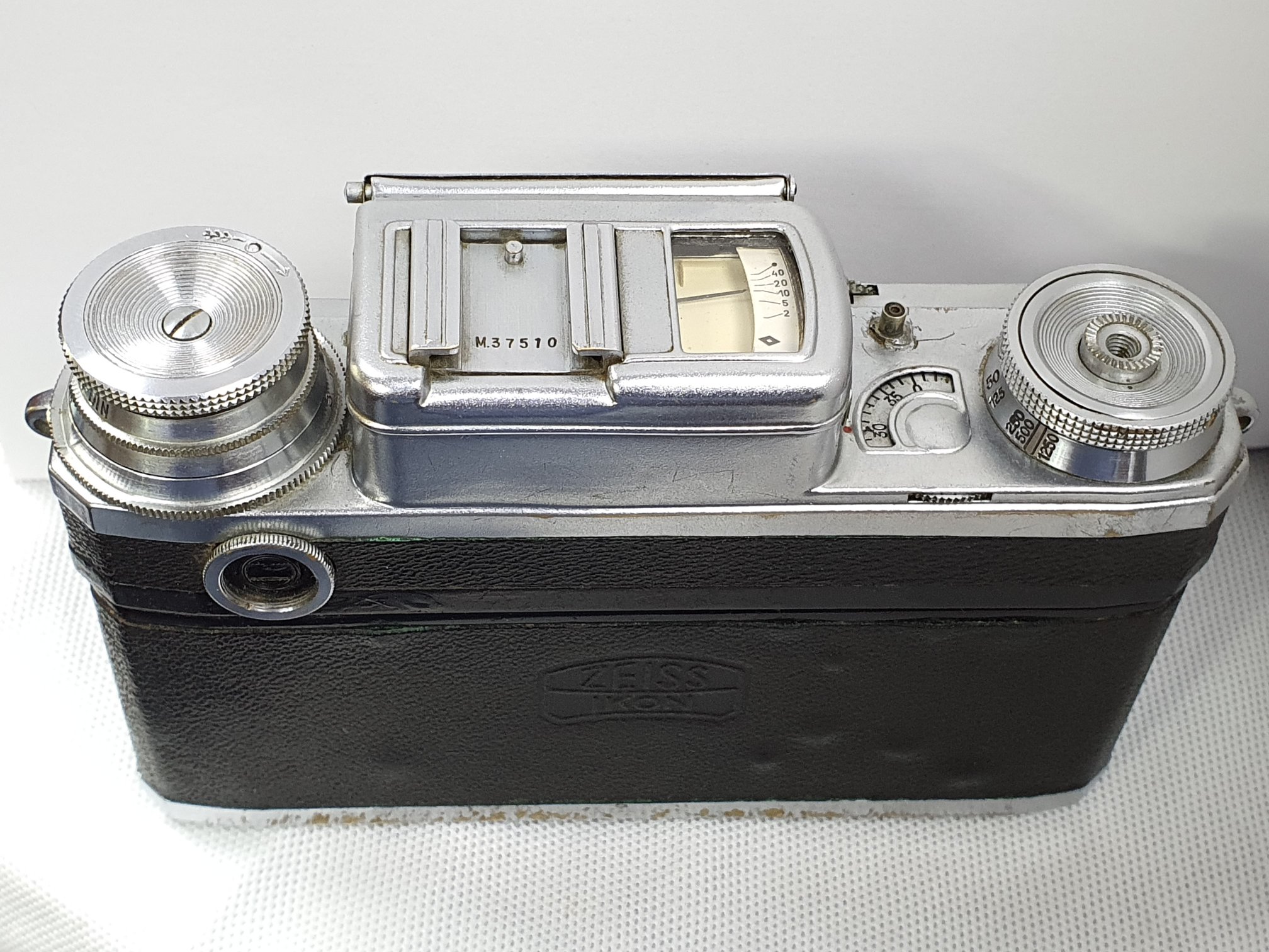 Restoration of 1936 Contax III camera with rare Sonnar lens