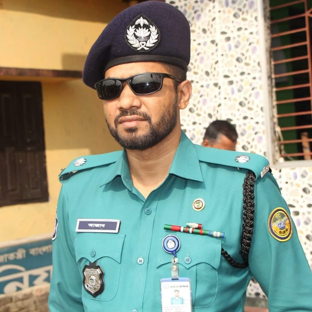 Mak Azad