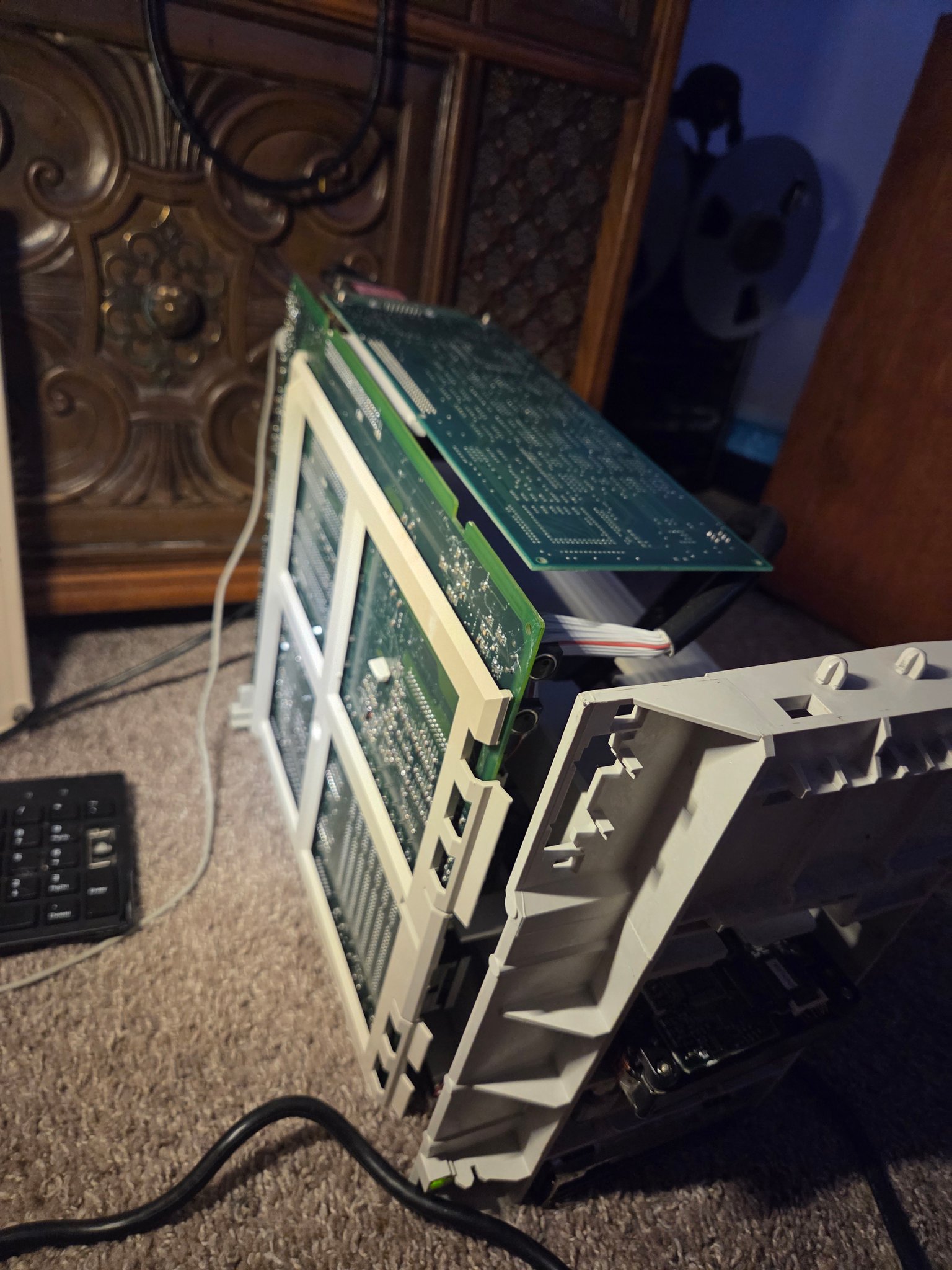 Why does Power Macintosh 8100 not boot without CMOS reset?