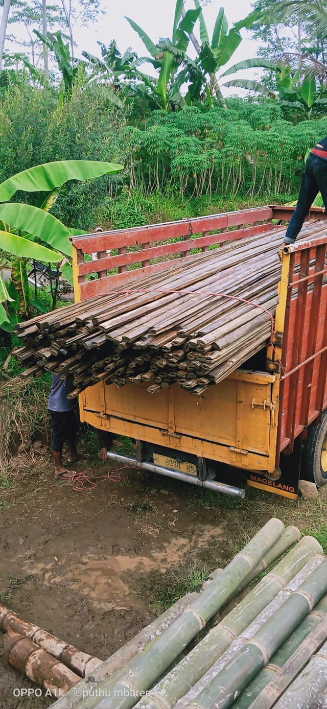 Usuk dan reng bambu