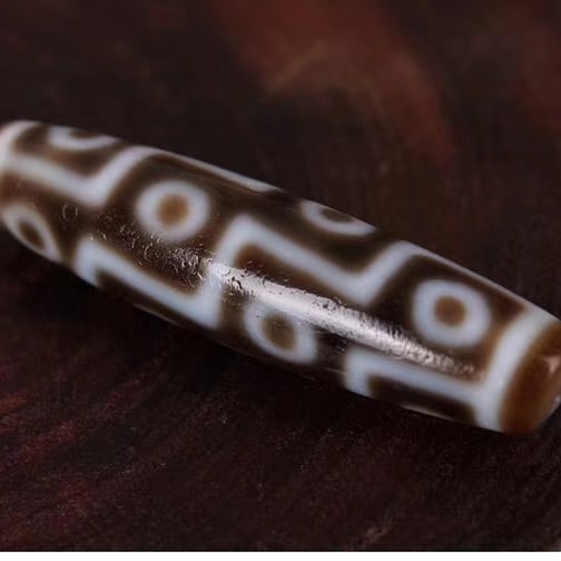 这颗黑朱砂十二眼老天珠，高53*直径13mm 十二眼天珠十二眼表药师经里十