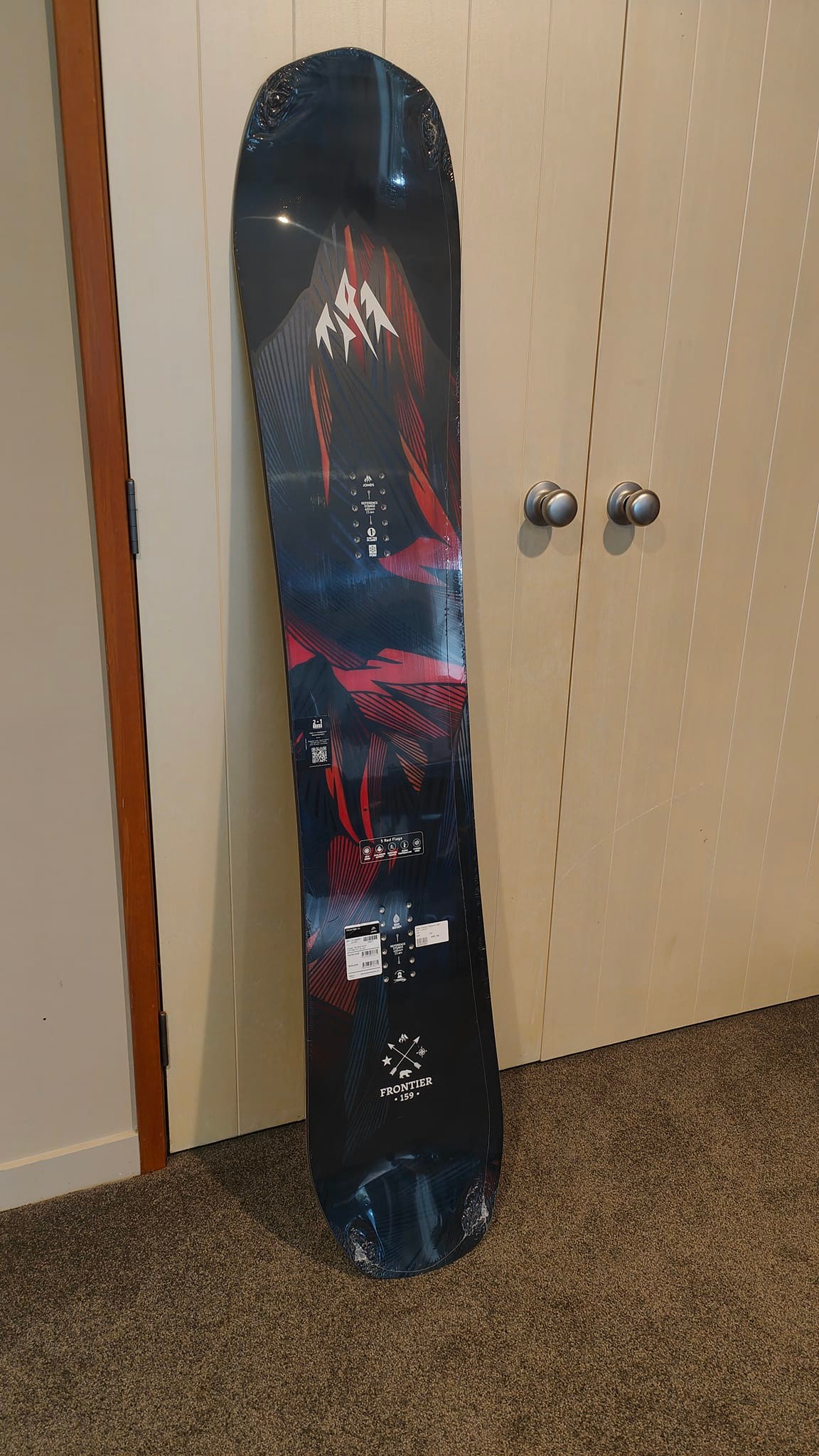 is jones a good snowboard brand Youth Flagship Whether youre after the deepest powder or challenging slopes Jones Project X 2019-2020 Snowboard