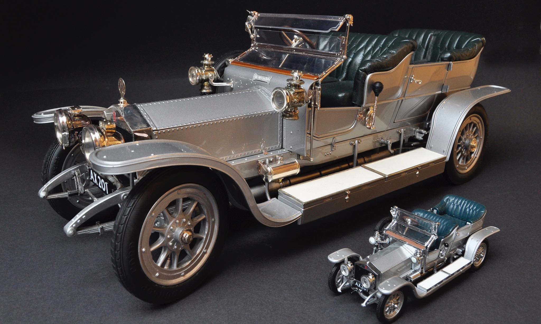 1907 Rolls-Royce Silver Ghost model by Franklin Mint