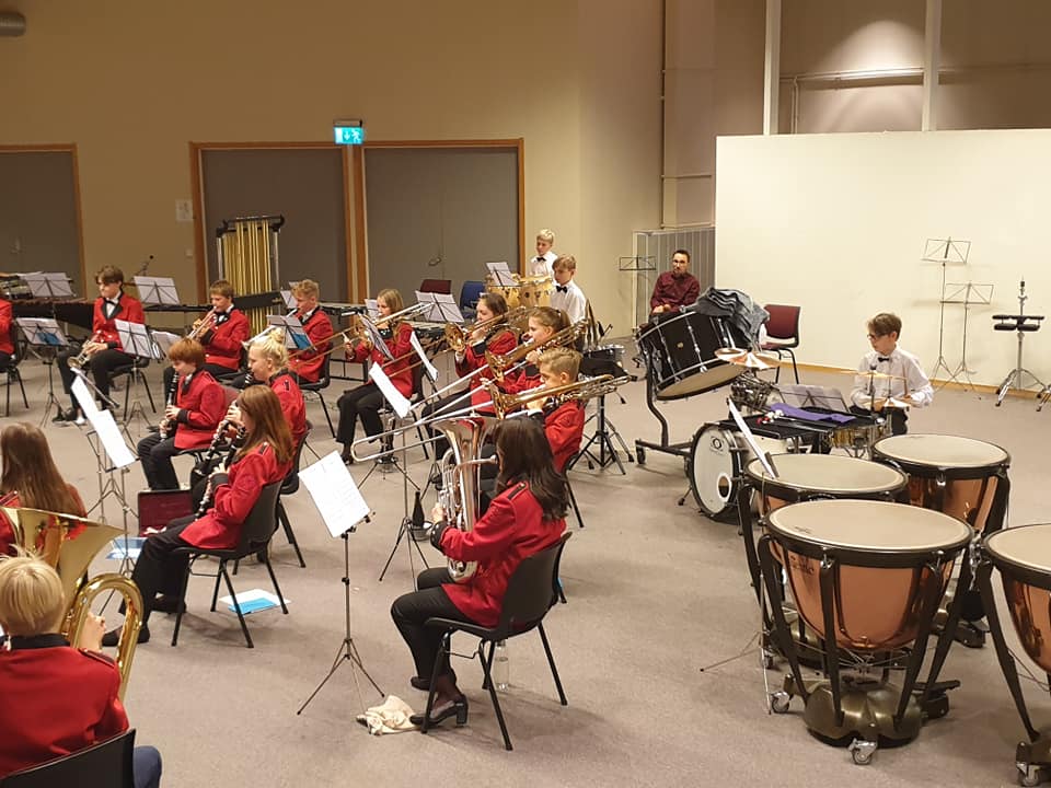 Midtun Skoles Musikkorps added... - Midtun Skoles Musikkorps