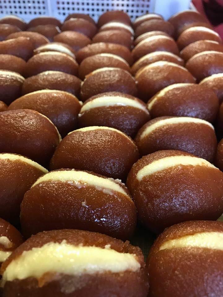 Italtaj Is Preparing Black Chamcham Italtaj Sweet House Facebook