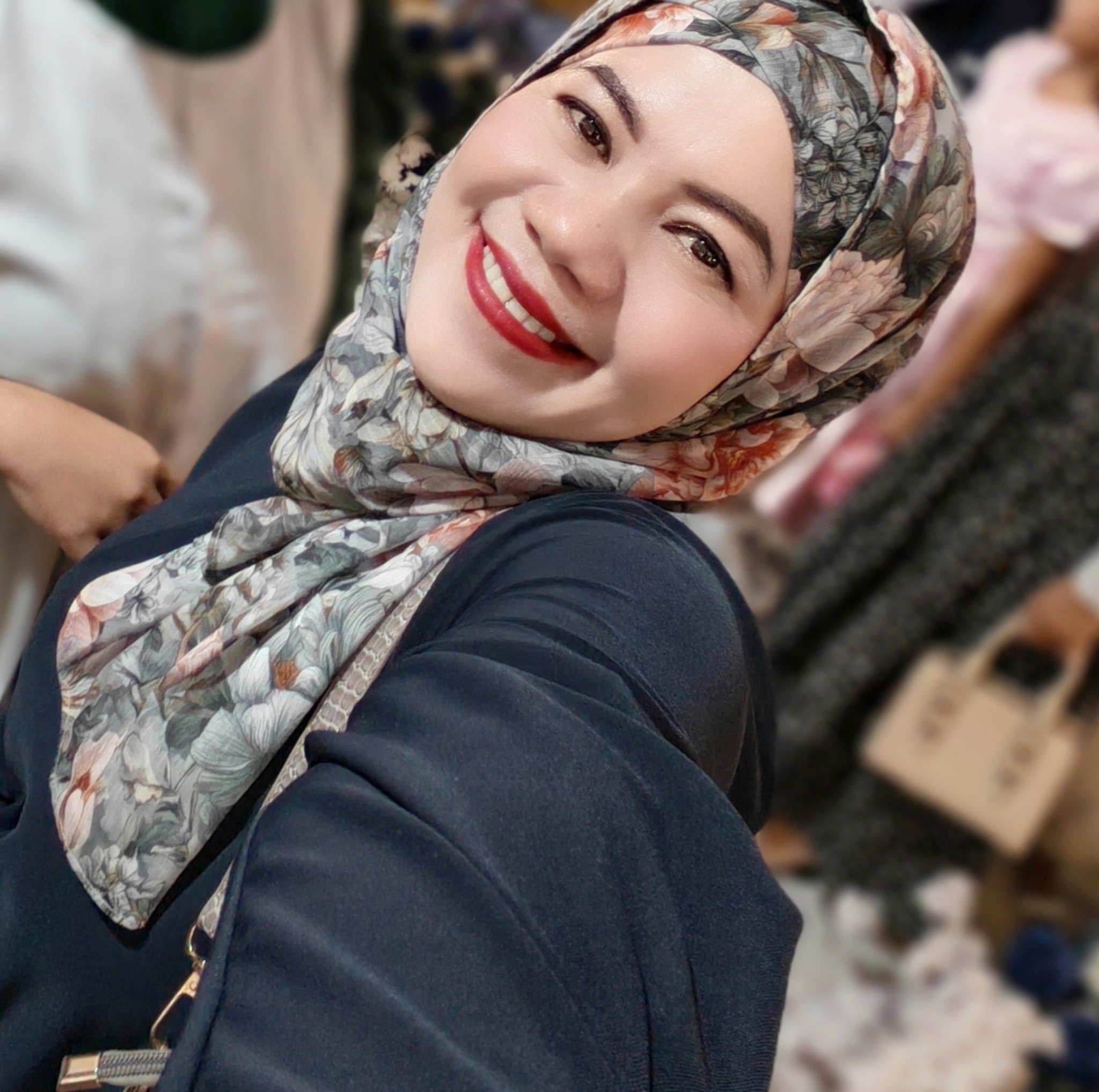 Nakakakil@bot ang kanyang boses #bangsamorosinger #msgenarisa # ...