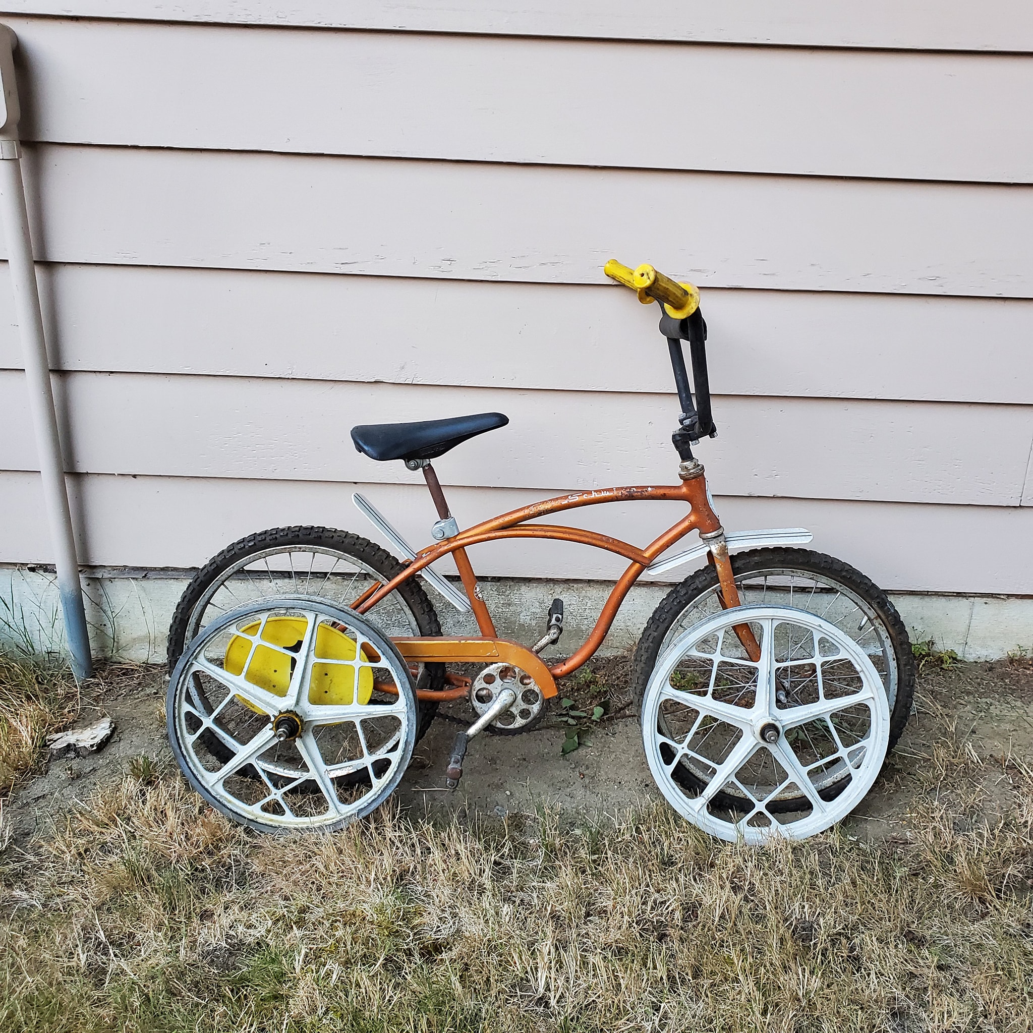 Making my own Scrambler. 1967 Sting-Ray early BMX conversion.