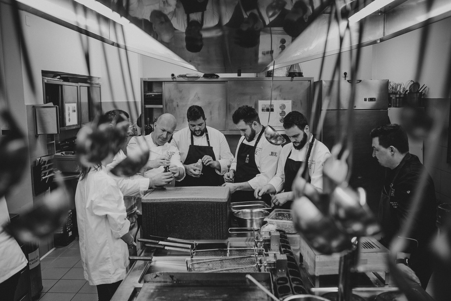 JRE-Slovenia - [Black & white večer] Vabimo vas na... | Facebook