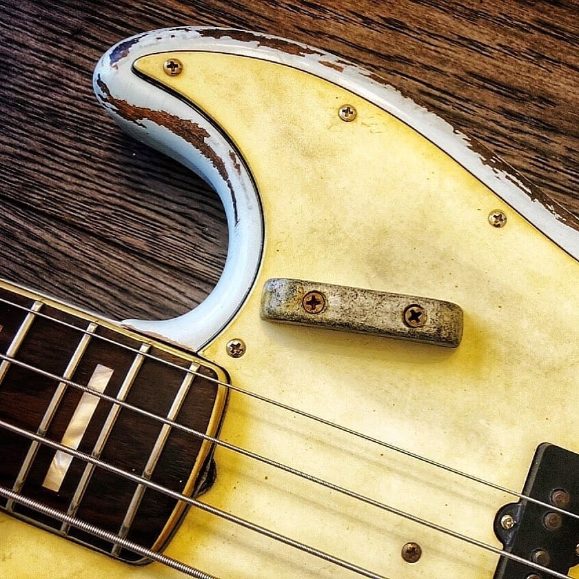 ScottsBassLessons.com - What's that piece of plastic below the strings ...